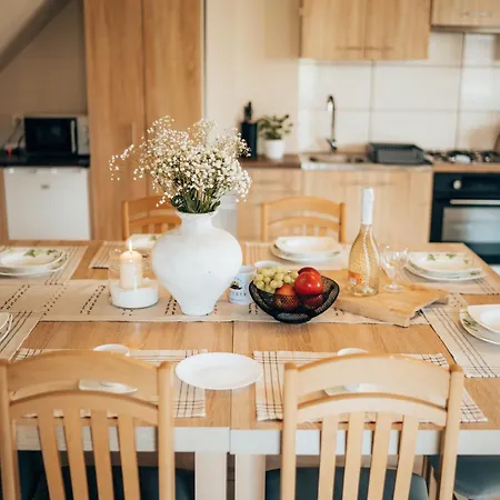 Rodzinny Folker Apartman *